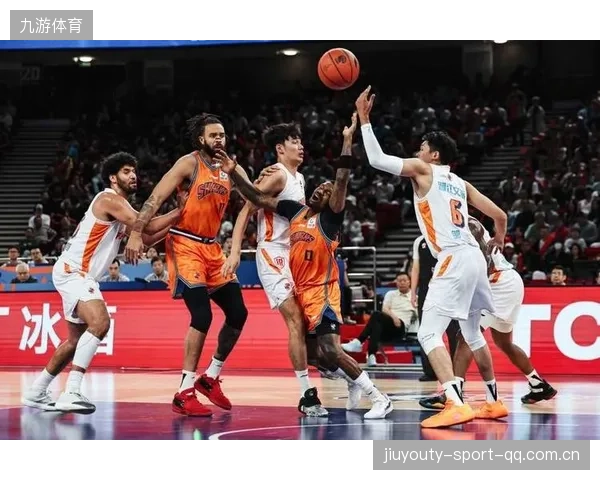 媒体人：麦基只抢1篮板显然不合格！上海队需要他护筐和篮板做更多——从数据到战术的深度解析